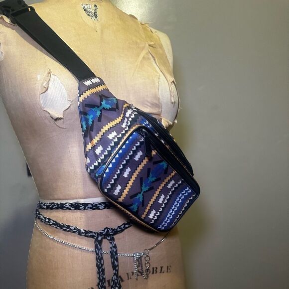 Printed waist bag - Picture 4 of 8
